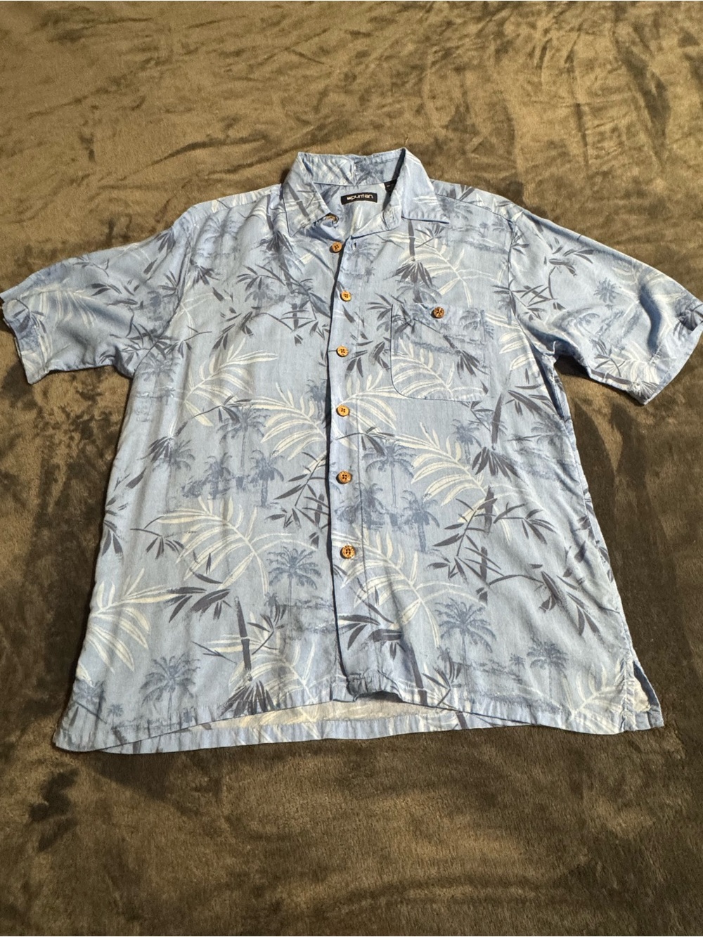 Puritan Men’s Light Blue Button Down Palm Print Short Sleeve Shirt Medium